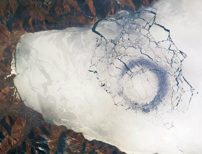 Ice circles in the Lake Baikal